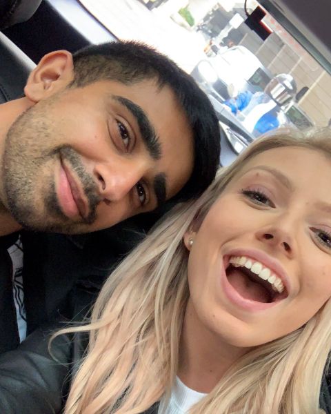 Vikkstar poses a selfie with his girlfriend.